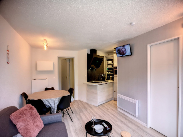 _lv_images__lot_0013040104_06_27552439 _lv_images__lot_0013040104_06_27552439