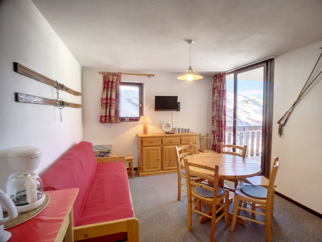 _lv_images__lot_0013040108_01_29988440