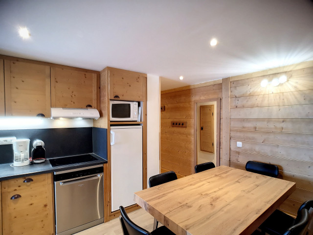 _lv_images__lot_0013040109_04_28609660