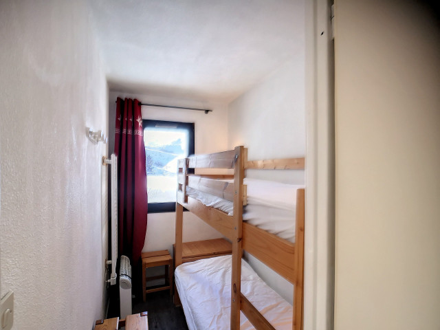 _lv_images__lot_0013040117_05_29927408