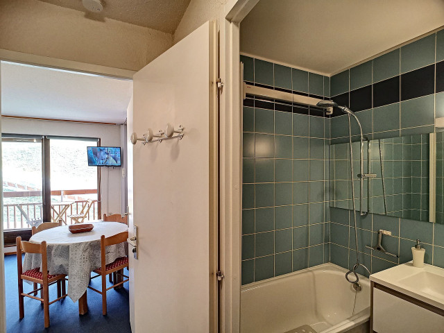 _lv_images__lot_0013040121_10_28840854 _lv_images__lot_0013040121_10_28840854