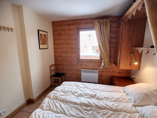 _lv_images__lot_0013040127_12_27647556