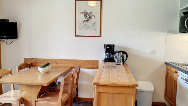 _lv_images__lot_0013040128_04_29424749