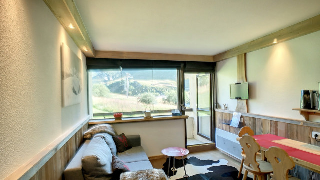 _lv_images__lot_0013040130_03_29047995