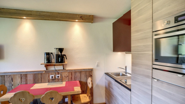 _lv_images__lot_0013040130_05_28296699