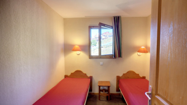 _lv_images__lot_0013040131_09_29484854