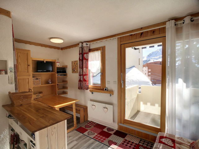 _lv_images__lot_0013040132_01_29264789