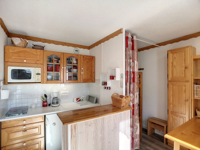 _lv_images__lot_0013040132_05_27608864