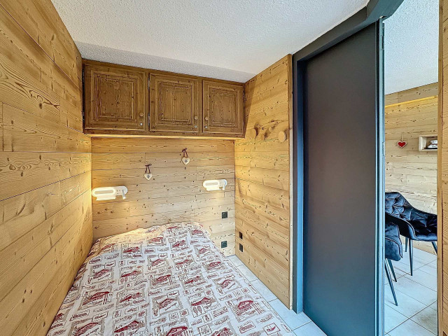 _lv_images__lot_0013040137_03_27513653 _lv_images__lot_0013040137_03_27513653