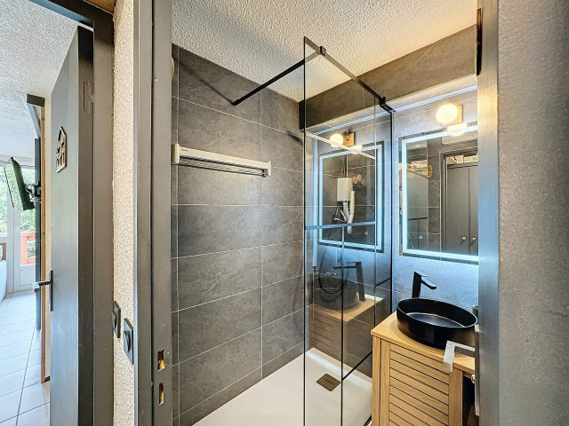 _lv_images__lot_0013040137_14_29784160 _lv_images__lot_0013040137_14_29784160