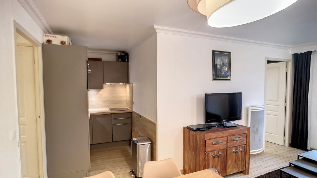 _lv_images__lot_0013040138_03_29744614