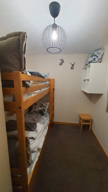 _lv_images__lot_0013040140_08_29444382