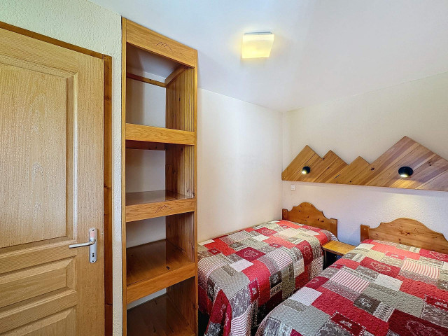 _lv_images__lot_0013040141_07_29106595