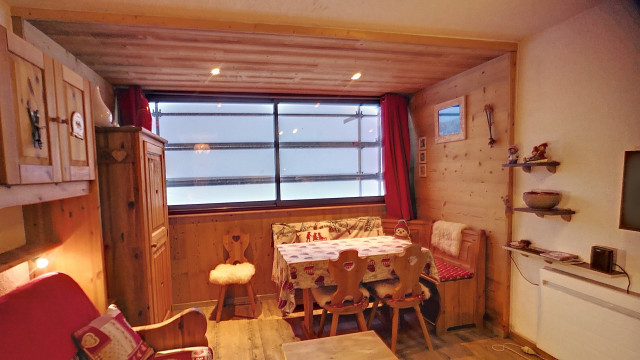 _lv_images__lot_0013040149_11_29484727