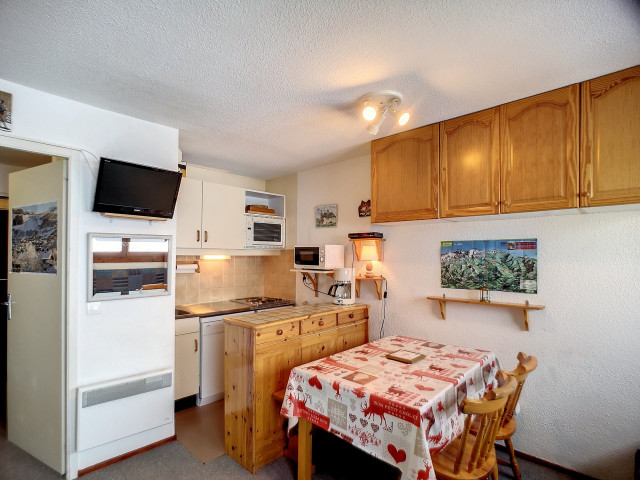 _lv_images__lot_0013040151_07_27387136