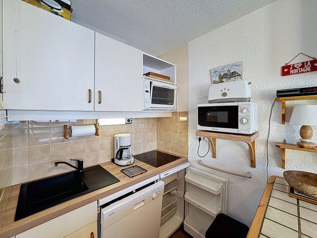 _lv_images__lot_0013040151_09_30029486