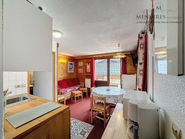 _lv_images__lot_0013040154_01_28609526