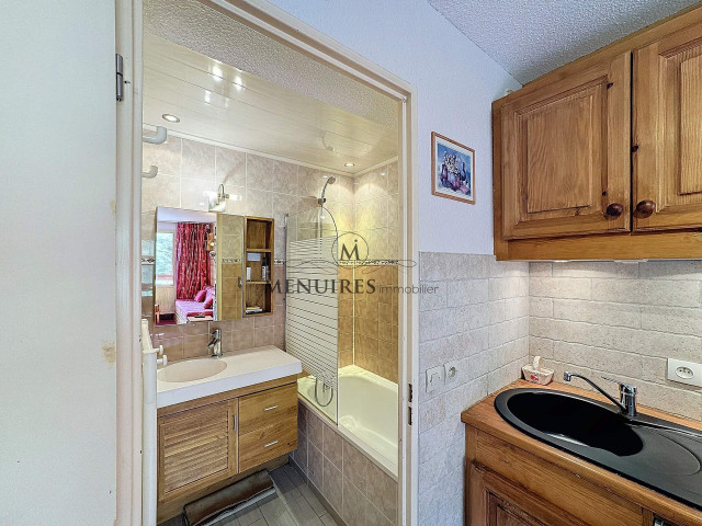 _lv_images__lot_0013040155_05_28452651