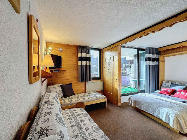 _lv_images__lot_0013040156_01_28781596 _lv_images__lot_0013040156_01_28781596