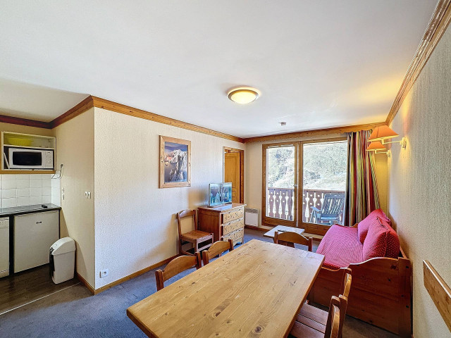 _lv_images__lot_0013040157_01_29724272