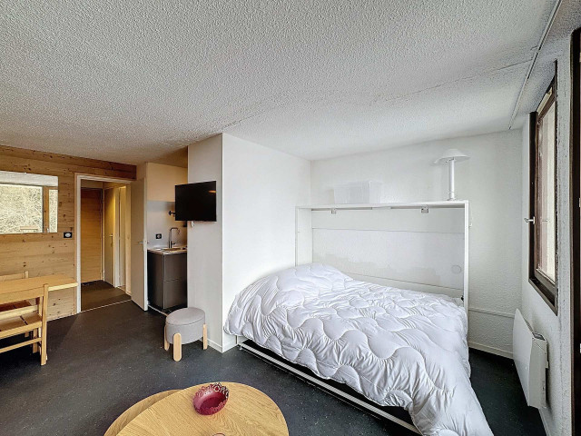 _lv_images__lot_0013040161_07_29904625