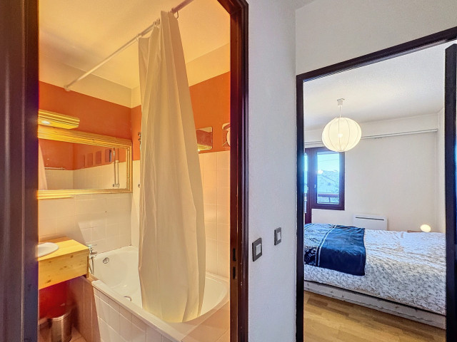 _lv_images__lot_0013040164_13_29987680