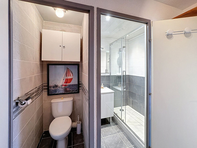 _lv_images__lot_0013040167_05_29966774