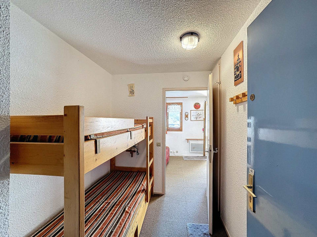 _lv_images__lot_0013040169_03_27532546 _lv_images__lot_0013040169_03_27532546