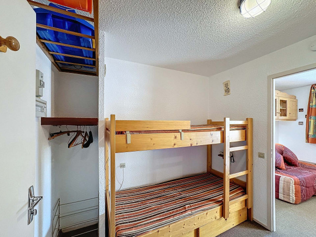 _lv_images__lot_0013040169_08_30101374