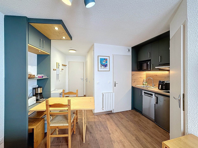 _lv_images__lot_0013040171_01_29623915