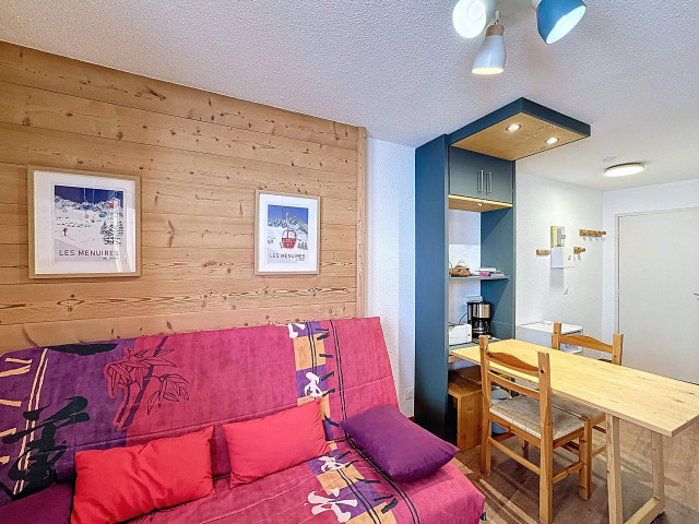 _lv_images__lot_0013040171_03_32388213