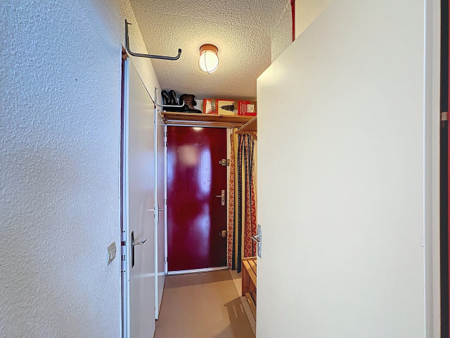 _lv_images__lot_0013040172_10_28416186