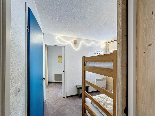 _lv_images__lot_0013040174_07_29543998