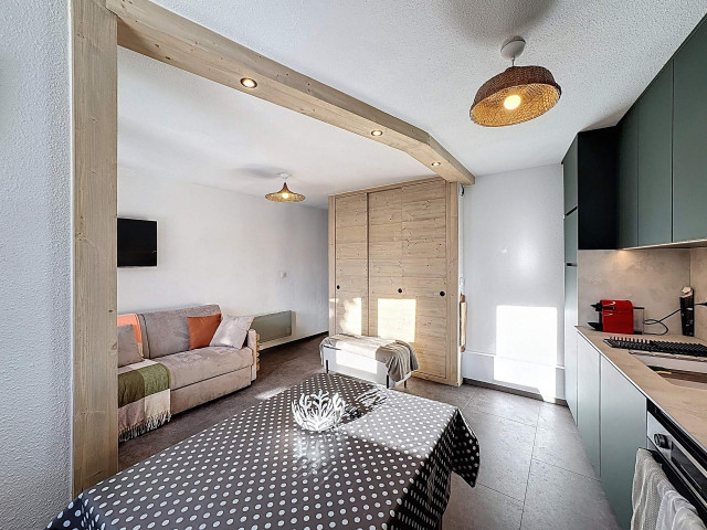 _lv_images__lot_0013040174_13_30083949