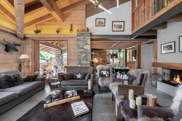 _lv_images__lot_0060510998_01_32222711