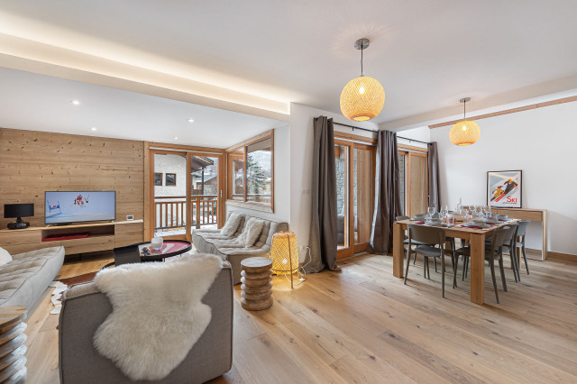 _lv_images__lot_0060511629_03_28612820