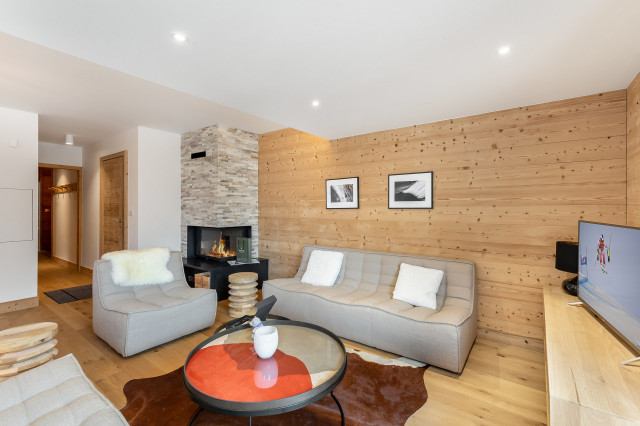 _lv_images__lot_0060511629_04_28862970