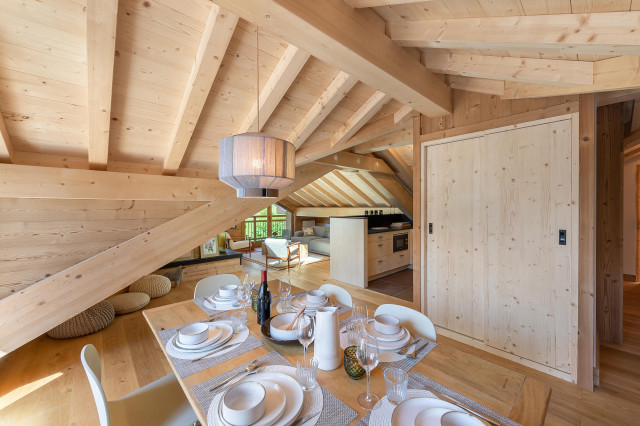 _lv_images__lot_0074061764_03_28612338