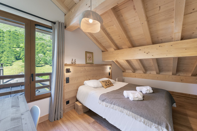 _lv_images__lot_0074061764_11_28201197