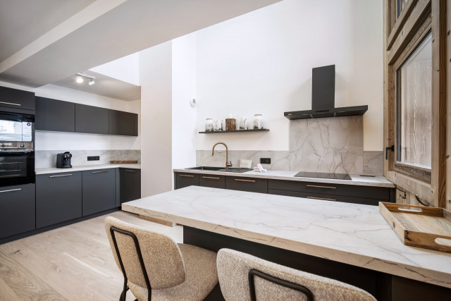 _lv_images__lot_0075553619_05_29228195