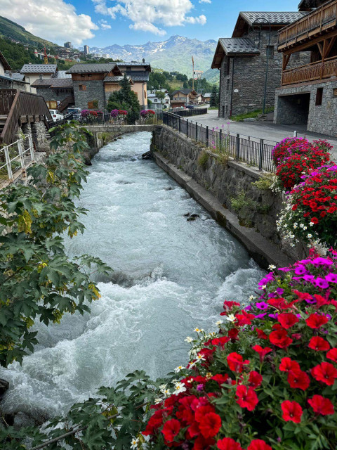 _lv_images__lot_0075553619_13_29928594