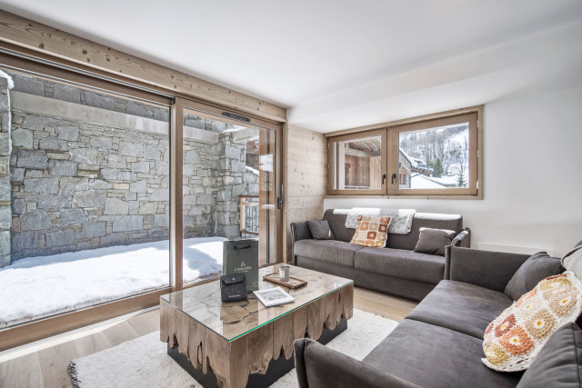 _lv_images__lot_0075553807_01_28182067