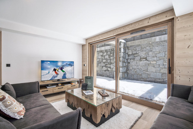 _lv_images__lot_0075553807_02_30205441