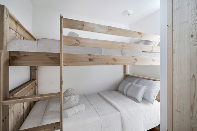 _lv_images__lot_0075553807_10_29228311