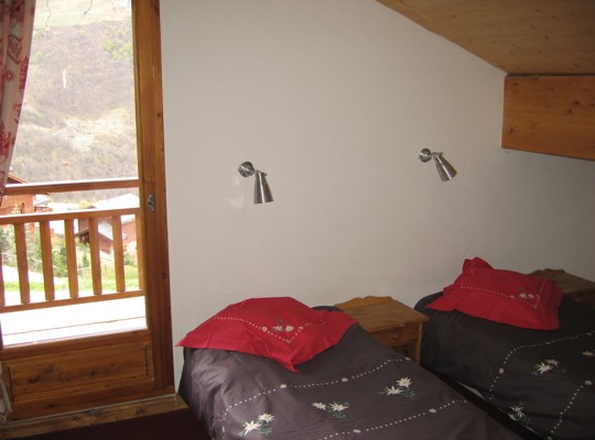 chambre1-6064 chambre1-6064