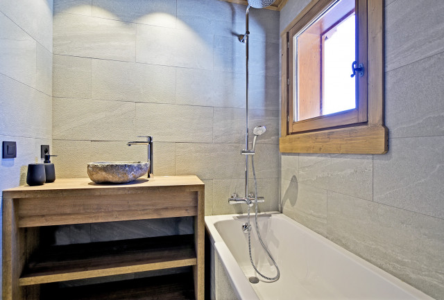 picture_estate_3583_ddb63770-0f4c-4f2f-a037-574f3e9a3efe