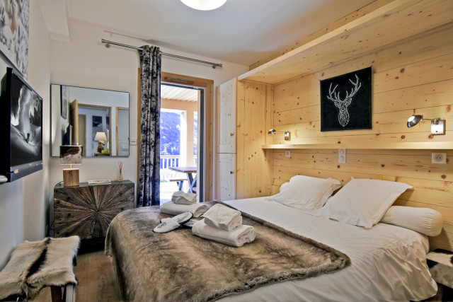 picture_estate_3667_2b70f933-0b32-4b36-a786-c4d2a96b6254