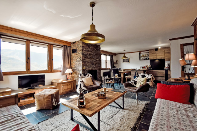 picture_estate_3919_fcaa2da3-d4a7-4eab-abd6-de133a616754