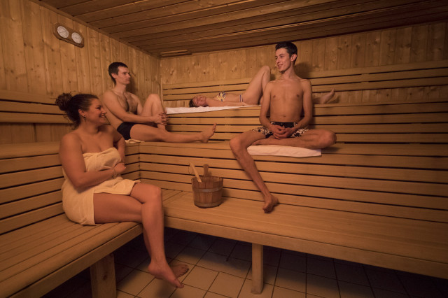 sauna-aqua-spa-centre-sportif-les-menuires-alpcat-medias-11294693